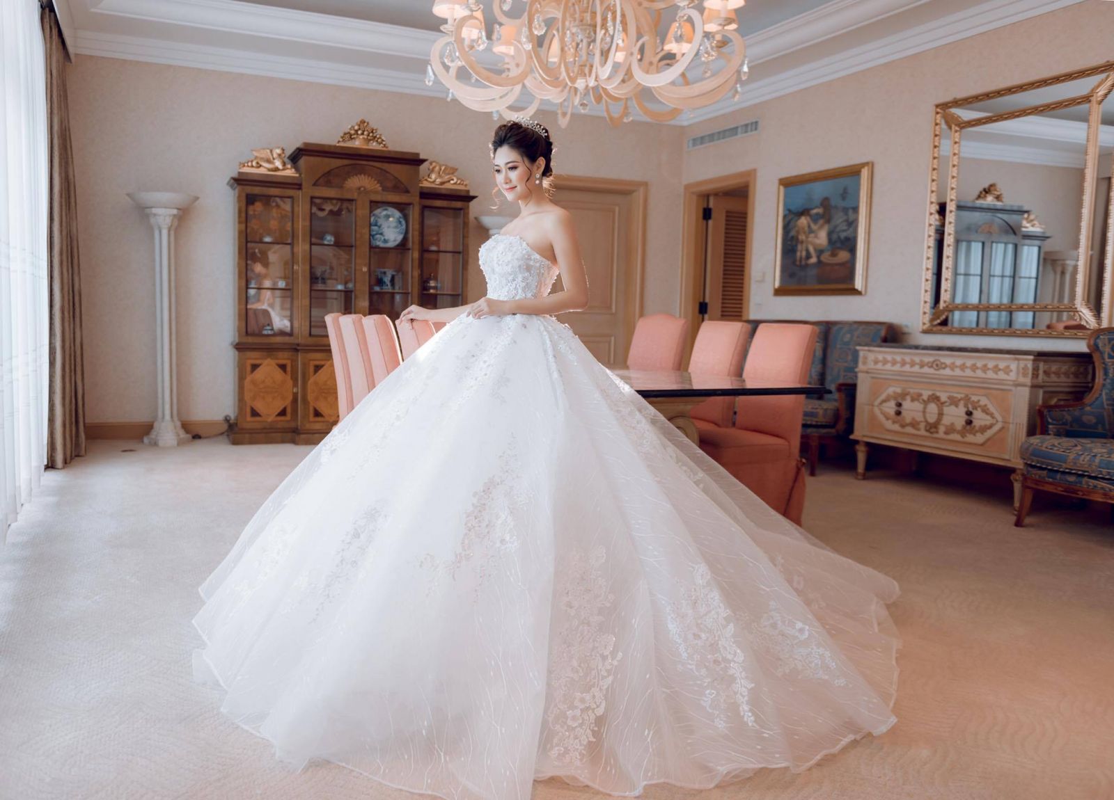 Tư vấn địa điểm thuê váy cưới đẹp ở Hà Nội - Bella Bridal